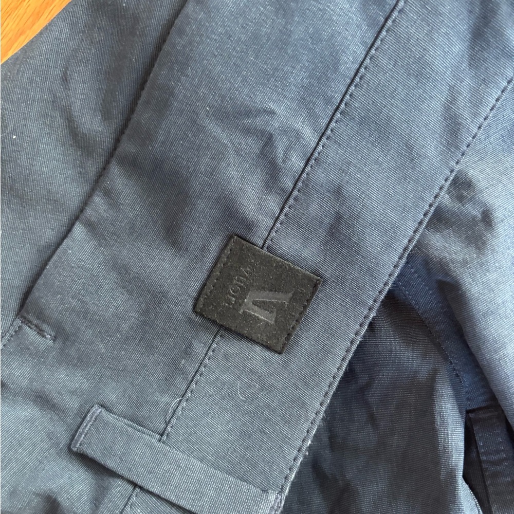 Vuori Men’s shorts - Picture 5 of 6